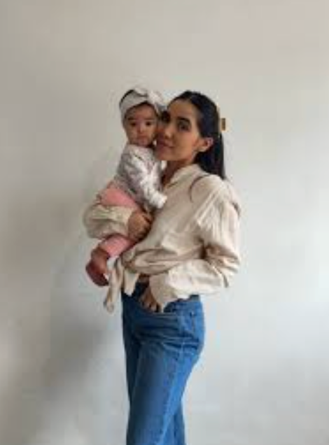 <em>Andrea T, Cali.</em>