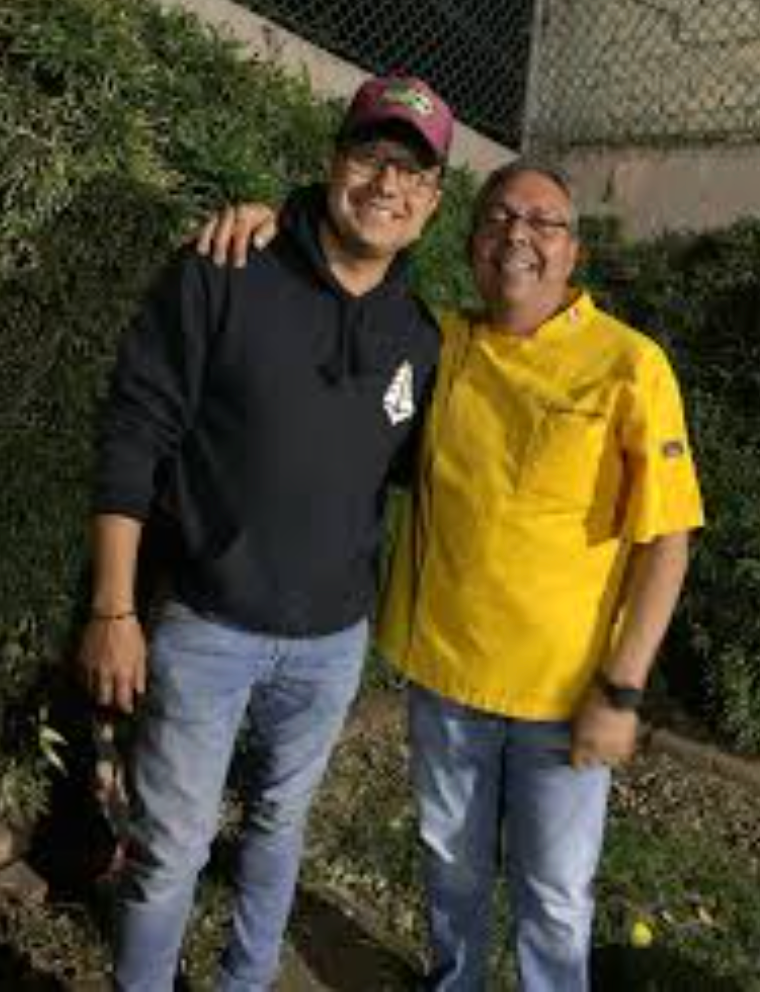 <em>Sebastian T, Girardot.</em>